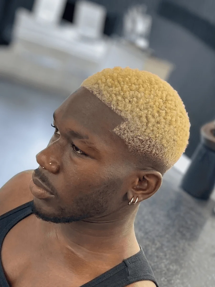 Low fade haircut by Richard Lam, Toronto barber