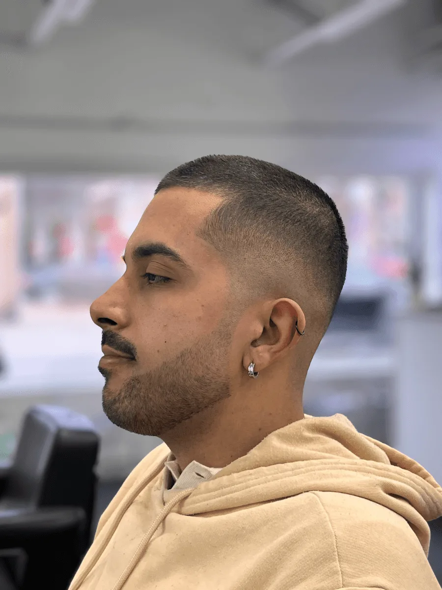 Mid fade haircut by Richard Lam, Toronto barber