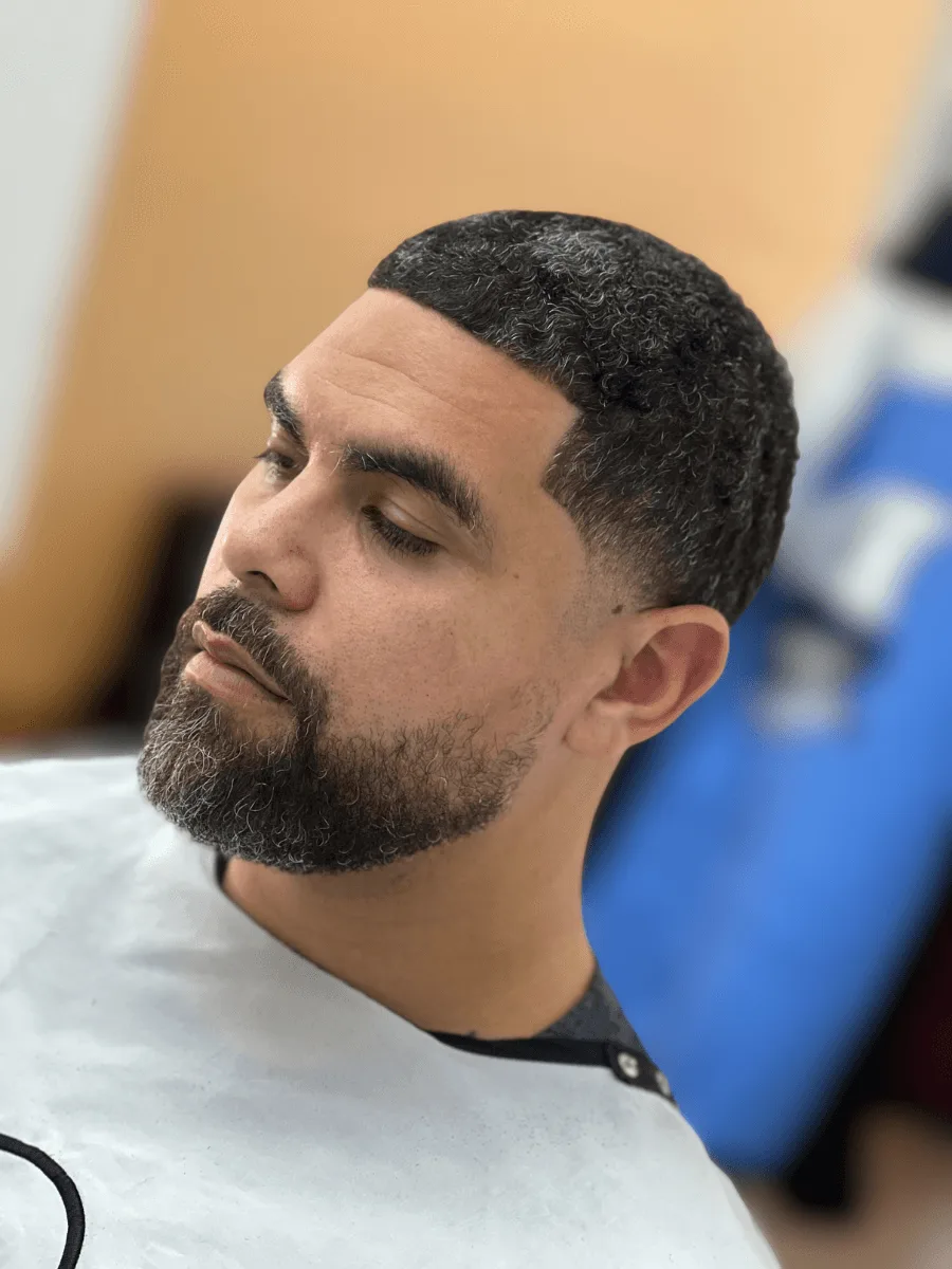 Faded beard trim by Richard Lam, Toronto barber